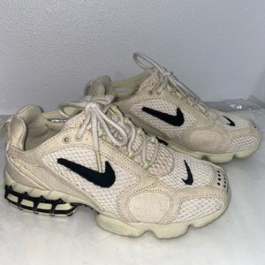 Stussy × Air Zoom Spiridon Caged 2
"Fossil'